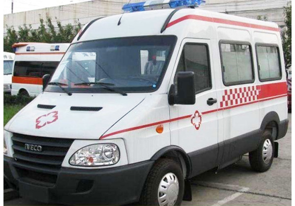 吐鲁番救护车转运
